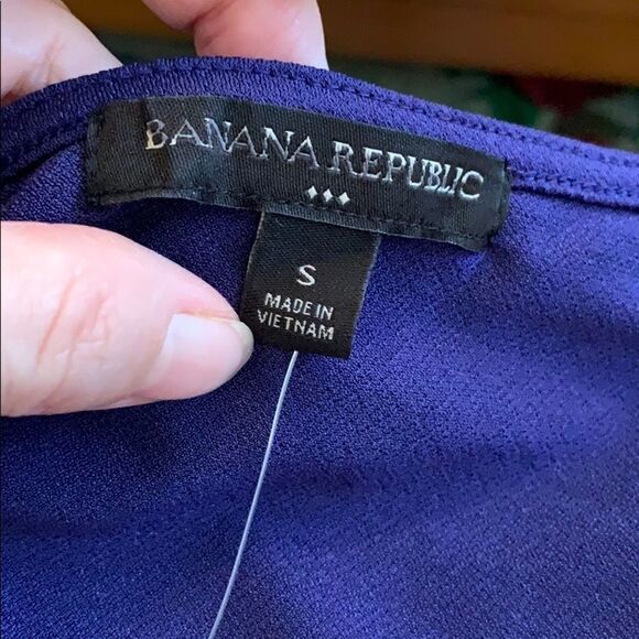 Nwot Banana Republic purple ruffle front b… - Picture 5 of 7